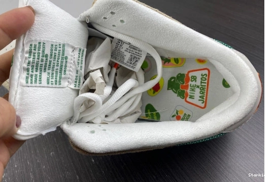 Nike FD0860-001 Low Jarritos Dunk SB 0316